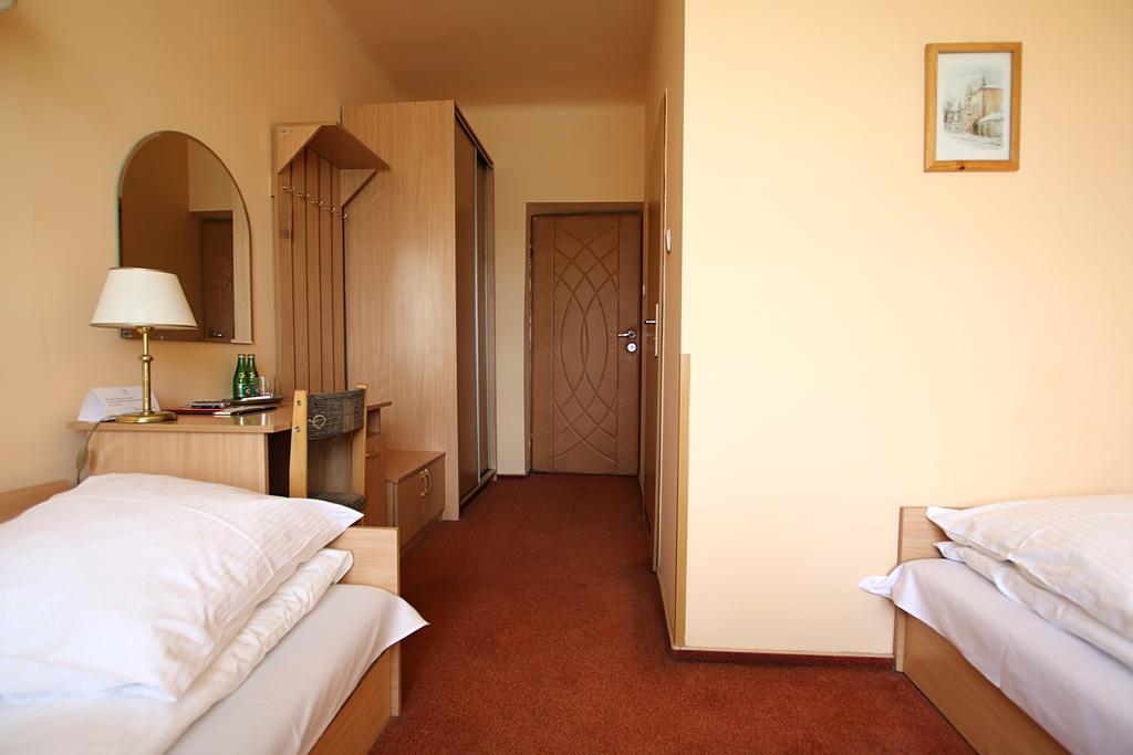 Iskra Hotel ราดอม ห้อง รูปภาพ